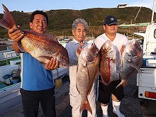 ◇午前◇活エビ使用!ひとつテンヤで狙うマダイ釣りプラン