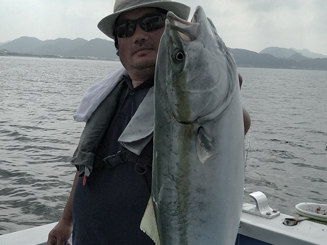 ◇午前◇アジの泳がせ釣りプラン☆釣ったアジをエサにワラサ・マダイ等を狙います☆☆割引有り☆☆