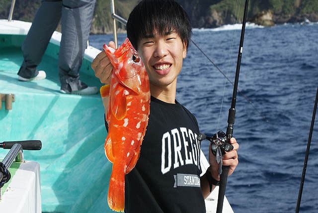 ☆3名様からのご予約で1,000円/人OFF☆オニカサゴ&テンヤでロックフィッシュ(根魚)リレー釣りプラン