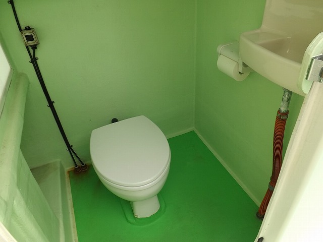 【釣り船　ゑびや】個室トイレ