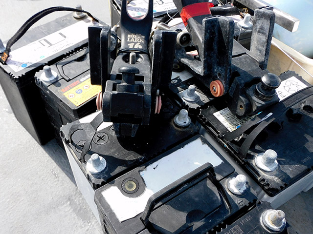 �ڤ����椦�ݡ���ư�꡼���ѥХåƥ꡼